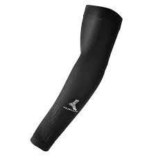 MUELLER® GRADUATED COMPRESSION ARM SLEEVE PERFORMANCE BLACK SM